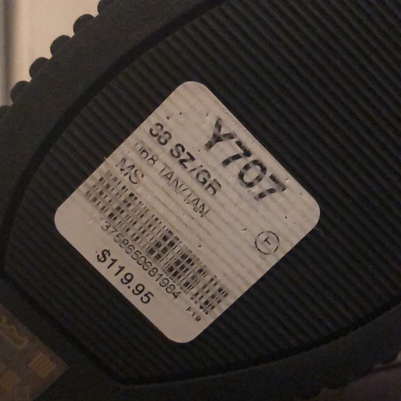 Brand New Le Château brown boots - Picture 6 of 6